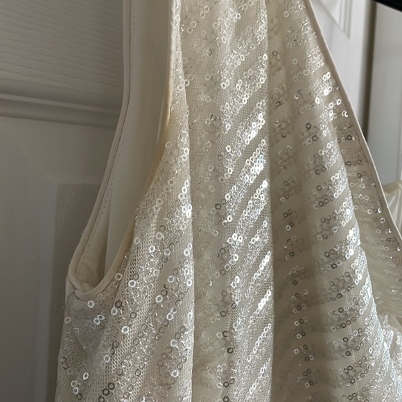 Formal long gown - Picture 5 of 5